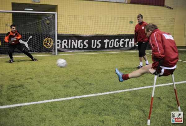 Na zdjęciu strzał z karniaka.