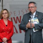 Pani Dyrektor ROPS Małgorzata Romanko i Zbigniew Wojciechowski - Wicemarszałek Województwa Lubelskiego.