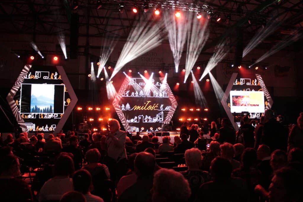 Scena Wielkiej Gali Integracji, widok z widowni