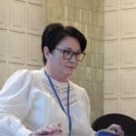 Pani Katarzyna Ostrzyżek (Samodzielny Specjalista ds. Współpracy z Administracją Publiczną Oddział Lubelski PFRON), podczas wystąpienia pt. „Program AS, Program SAM, Pomoc Obywatelom Ukrainy z niepełnosprawnością Moduł I