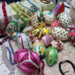 Pisanki na stoisku Domu Kultury „ŁĘGI” SM Czuby, Klub Rękodzieła