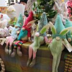 Wiosenne skrzaty na stoisku Warsztatu Terapii Zajęciowej przy Fundacji AKTYWATOR