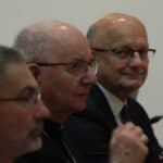 Zbliżenie na twarze trzech mężczyzn w średnim wieku, pierwszy od prawej Pan Krzysztof Żuk, Prezydent Miasta Lublin