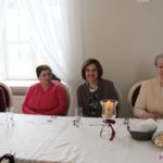 Pani Zofia Brzozowska wśród siedzących przy stole Członkiń Koła nr 3 PSD w Lublinie