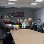 Pan Grzegorz odpowiadający na pytania Członkiń Koła nr 3