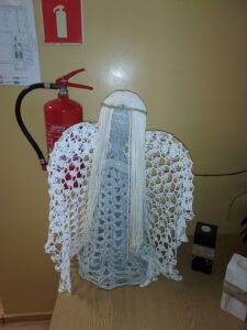 Anioł wykonany na szydełku