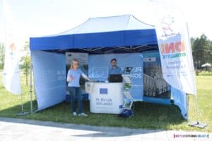 Stoisko wystawiennicze Programu Współpracy Transgranicznej Polska-Białoruś-Ukraina PL-BY-UA