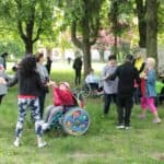 Wspólne tańce podczas pikniku