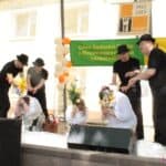 Występ teatralny grupy taneczno-teatralnej “Pasjonaci” z ŚDS PSONI Koło w Świdniku