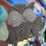 Sowa wykonana techniką makramy wykonana przez Uczestników ŚDS PSONI Koło w Świdniku