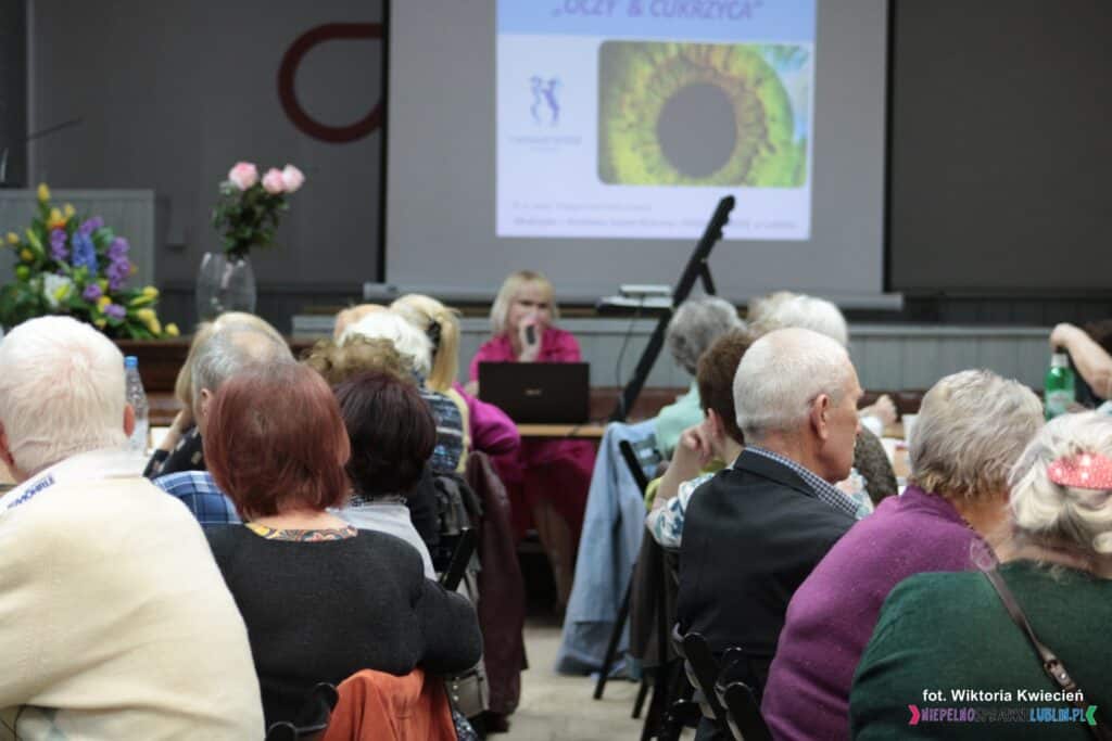 Wykład Pani dr n. med. Małgorzaty Kowal, Specjalisty Okulistyki podczas cyklicznego spotkania Koła nr 3 PSD w Lublinie