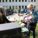 Punkt wydawania maskotek i książeczek