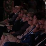 Zaproszeni Goście siedzący w pierwszym rzędzie widowni