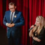 Na scenie od lewej: Bartłomiej Bałaban - Członek Zarządu Województwa Lubelskiego oraz Kamila Lendzion - Dyrektor Teatru Muzycznego; fot. Katarzyna Anna Kubiak