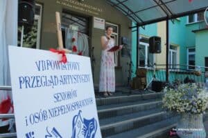 Otwarcie i powitanie Gości VII Powiatowego Przeglądu Twórczości Artystycznej Seniorów i Osób Niepełnosprawnych w Parczewie