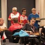 Pierwszy dzień rozgrywek; zawodnicy w sali konferencyjnej Hotelu Arche