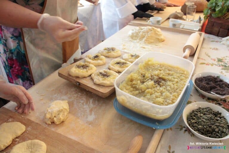 Warsztaty przygotowania cebularzy