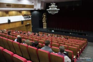 Sala widowiskowa Opery Lubelskiej; widok z widowni