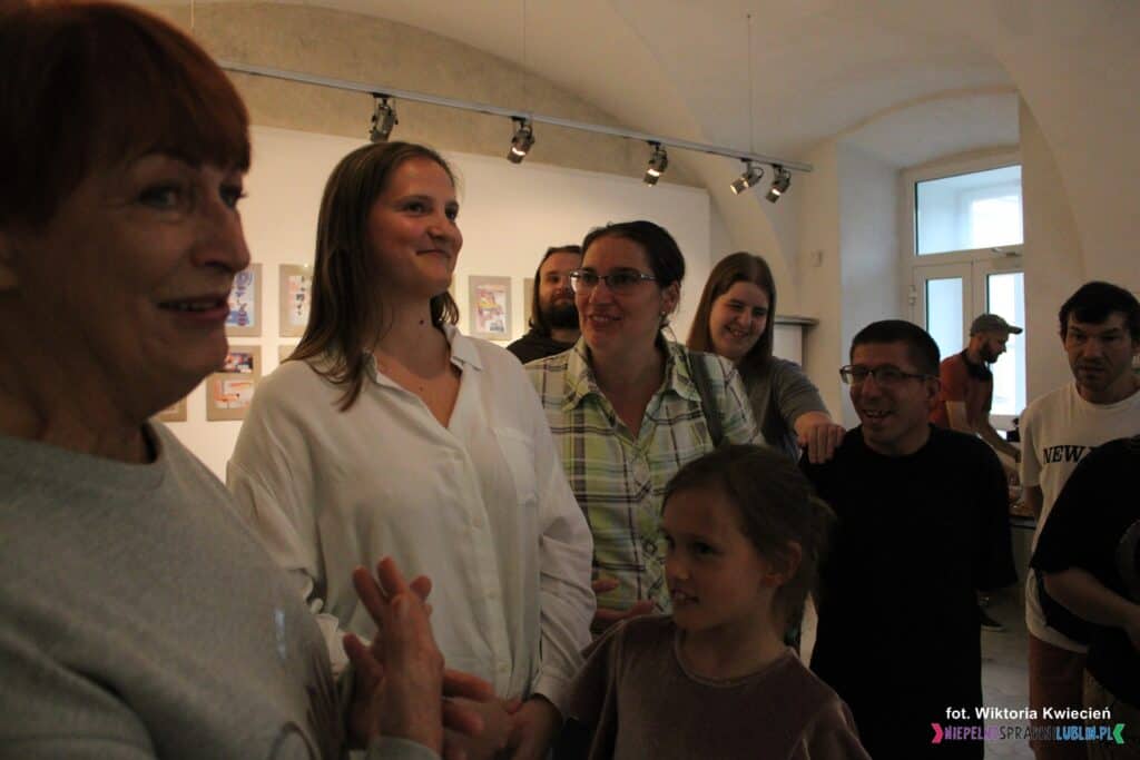 Finisaż wystawy kolaży Mai Warzechy w Galerii Art Brut