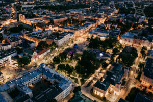 Plac Litewski nocą - widok z góry