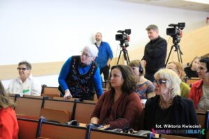 Prezentacja członków Jury konkursowego, obecnych na widowni - Przedstawicielka Holandii