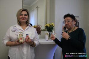 Odznakę „Ambasador PSD” otrzymała:Pani Dorota Niewińska-Skuza, Przedstawicielka ds. żywienia medycznego marki ActivLab pharma; na zdjęciu w towarzystwie Pani Elżbiety Sagan