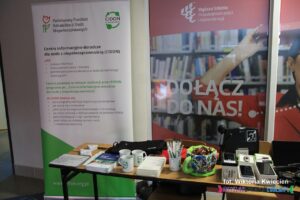 Stoisko Centrum Informacyjno-Doradczego dla Osób z Niepełnosprawnością (CIDON)