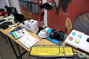 Na stoisku OWiT Świdnik: ekspozycja technologii wspierających osoby z niepełnosprawnościami