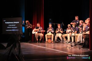 Rozśpiewany Zakątek – „To się wydarzyło” – Fundacja Benedyktyński Zakątek, Puławy