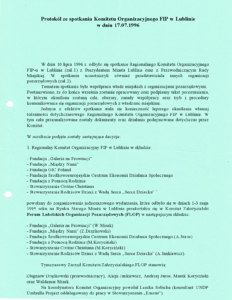 Skan pierwszej strony dokumentu pt.;"Protokół ze spotkania Komitetu Organizacyjnego FIP w Lublinie w dniu 17.07.2996"; nadruk czarną czcionką na seledynowym papierze