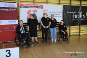 Zarząd ICSiR Start, od lewej: Pan Piotr Jacniacki - Prezes, Pani Maria Kierepka - Wiceprezes, Pani Agnieszka Barszczyk - Skarbnik, Pani Małgorzata Gontkiewicz - Sekretarz, Pani Ewa Michalak Łosiewicz - Wiceprezes