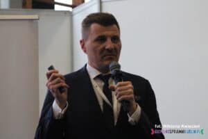 Pan Rafał Kowalczyk, Prelegent