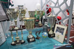 Ekspozycja pucharów w piłce ręcznej