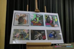 Antyrama z sześcioma pracami plastycznymi wykonanymi techniką kolażu