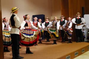 Członkowie Zespołu Pieśni i Tańca „Lublin” im. Wandy Kaniorowej podczas występu