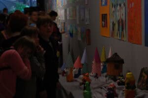 Spotkania Artystów Nieprzetartego Szlaku „Bajkowy Świat” 2009. Ekspozycja prac plastycznych podczas festiwalu