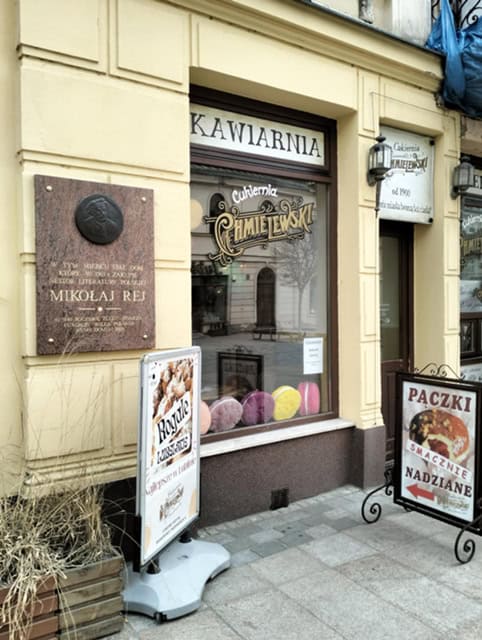 Witryna Cukierni Chmielewski w Lublinie przy ul. Krakowskie Przedmieście 8