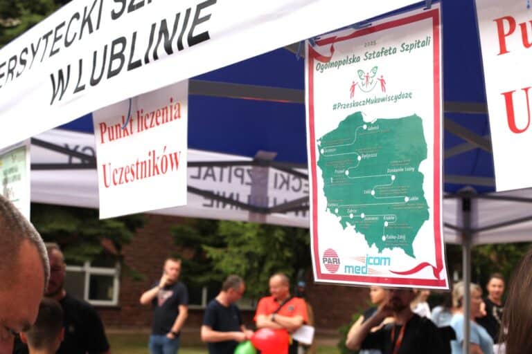 Zbliżenie na mapę Ogólnopolskiej Sztafety Szpitali 2025, Przeskocz Mukowiscydozę. Na mapie zaznaczono miasta, których placówki biorą udział w akcji