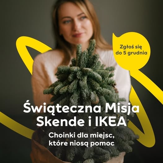 Grafika promująca przedsięwzięcie. Na zdjęciu kobieta trzymająca małą choinkę.